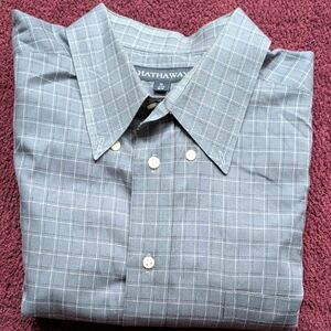 Hathaway Men's Gray Plaid Dress Shirt